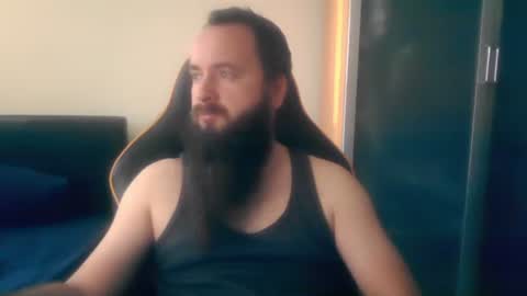 Snapshot of london_man1988 chatting on October 24, 7:38 am london_man1988 online show from October 24, 7:38 am