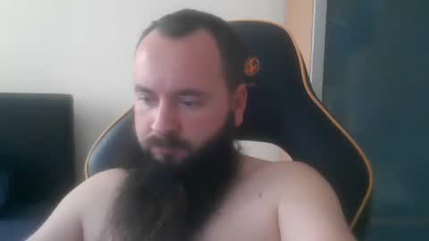 Snapshot of london_man1988 chatting on October 25, 11:40 am london_man1988 online show from October 25, 11:40 am