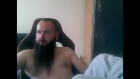 london_man1988 online show from April 9, 10:31 am