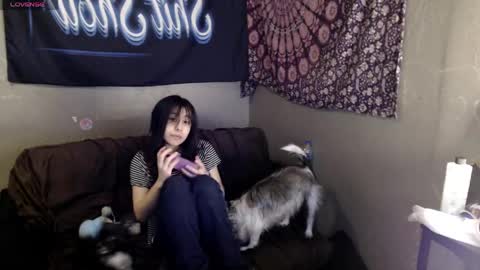 londonray online show from April 12, 7:41 pm