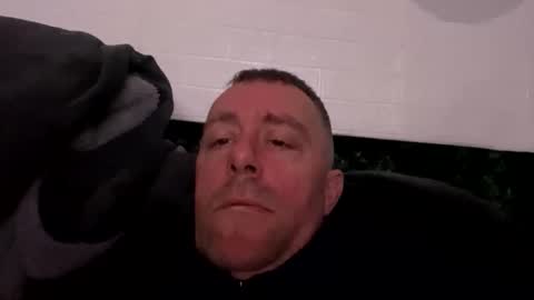 Snapshot of londonsbigbenxxx chatting on December 14, 2:17 am londonsbigbenxxx online show from December 14, 2:17 am