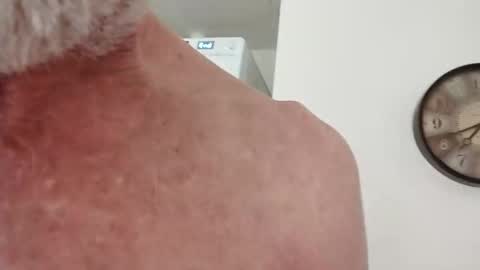 Snapshot of lonesomej69 chatting on February 15, 9:52 am lonesomej69 online show from February 15, 9:52 am