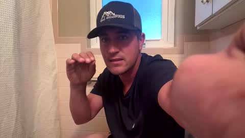 Snapshot of longdick136583483 chatting on November 24, 12:16 pm longdick136583483 online show from November 24, 12:16 pm