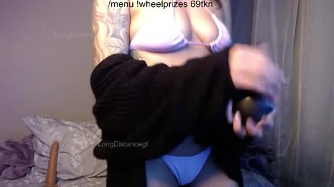 Angel online show from February 25, 5:25 pm