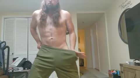 longhairedfreak1921 online show from September 21, 5:47 pm