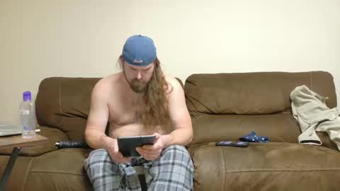 longhairedfreak1921 online show from November 18, 6:34 pm