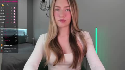 Snapshot of longoriaeva chatting on December 22, 5:32 pm Eva online show from December 22, 5:32 pm