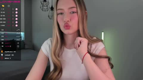 Snapshot of longoriaeva chatting on December 26, 5:51 pm Eva online show from December 26, 5:51 pm