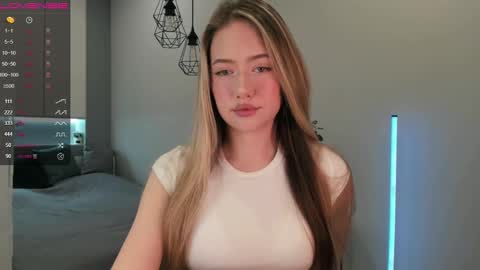 Snapshot of longoriaeva chatting on February 14, 3:47 pm Eva online show from February 14, 3:47 pm