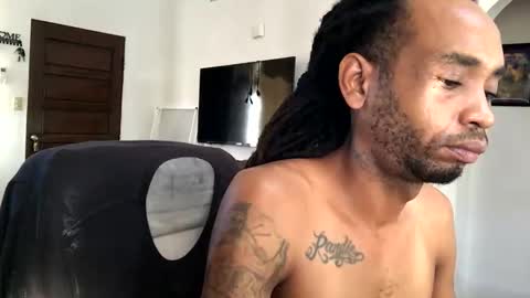 longshaft_ online show from November 17, 1:50 pm