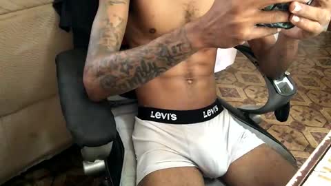 longshaft_ online show from November 24, 6:40 pm