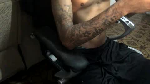 longshaft_ online show from January 12, 1:16 pm