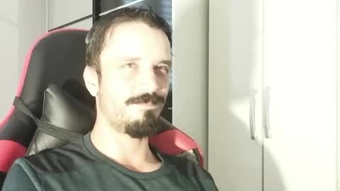 Snapshot of lookaz4010 chatting on February 3, 1:30 pm Lucas online show from February 3, 1:30 pm