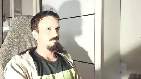 Lucas online show from December 17, 5:30 pm