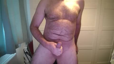 Snapshot of looking4ahookup chatting on December 4, 12:47 pm looking4ahookup online show from December 4, 12:47 pm