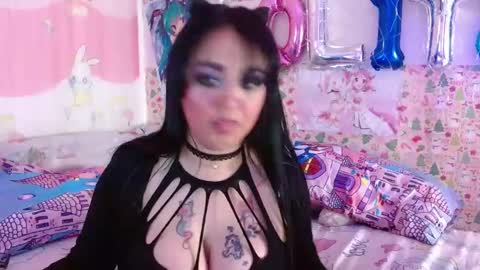 Snapshot of looltalizekatana chatting on January 26, 6:59 am alize online show from January 26, 6:59 am