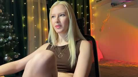 Lora heil online show from December 17, 2:34 pm