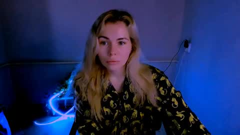 Lora online show from April 6, 3:04 am