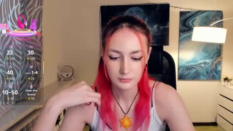 Snapshot of loradimmick chatting on October 2, 10:22 am Lora online show from October 2, 10:22 am