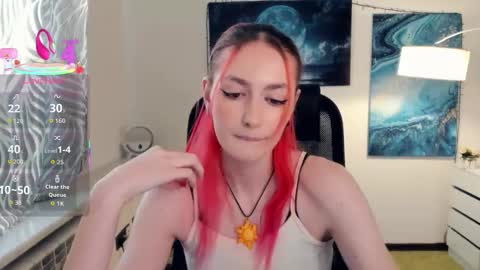 Snapshot of loradimmick chatting on October 3, 12:13 pm Lora online show from October 3, 12:13 pm