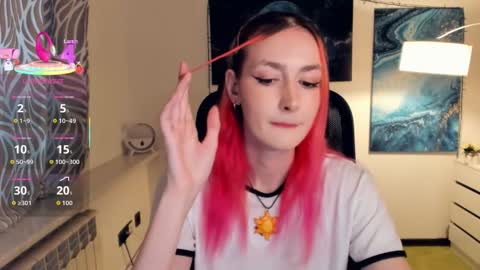 Snapshot of loradimmick chatting on October 10, 9:08 am Lora online show from October 10, 9:08 am