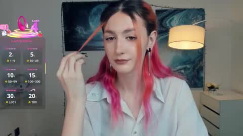 Snapshot of loradimmick chatting on October 31, 11:00 am Lora online show from October 31, 11:00 am