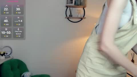 Snapshot of loradimmick chatting on November 14, 12:48 pm Lora online show from November 14, 12:48 pm