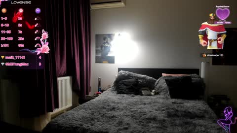 Snapshot of loraflame chatting on January 27, 5:26 pm Lora online show from January 27, 5:26 pm