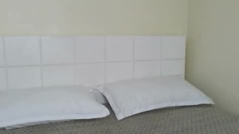 Snapshot of loraforreal chatting on February 23, 5:23 am Blackcat online show from February 23, 5:23 am