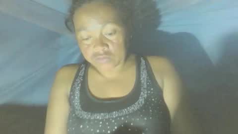 LorahVane online show from January 19, 1:42 am