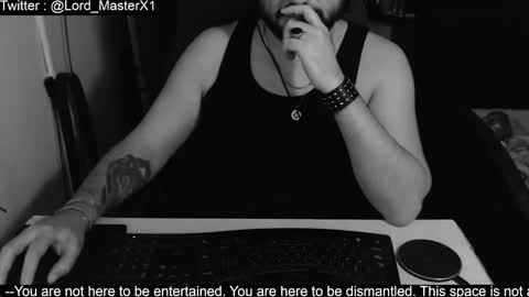Snapshot of lord_masterx chatting on November 22, 11:15 pm lord_masterx online show from November 22, 11:15 pm