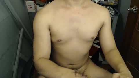 Snapshot of lord_of_cum69 chatting on December 30, 7:48 am Macky online show from December 30, 7:48 am