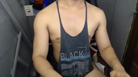 Snapshot of lord_of_cum69 chatting on January 16, 5:42 am Macky online show from January 16, 5:42 am