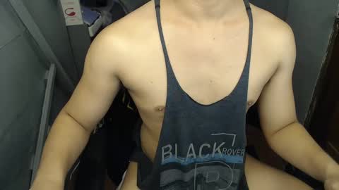 Snapshot of lord_of_cum69 chatting on February 17, 3:15 am Macky online show from February 17, 3:15 am