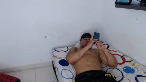 Snapshot of lordblaze_ chatting on October 21, 5:08 am Dominic online show from October 21, 5:08 am