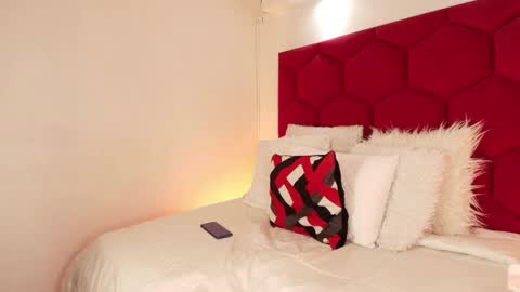 Snapshot of loreley_novoa chatting on November 15, 4:10 am LORELI online show from November 15, 4:10 am