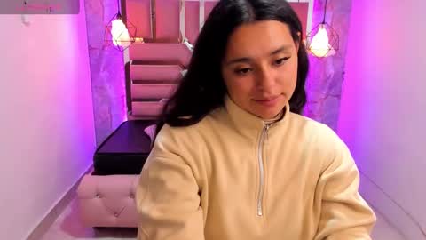 Snapshot of lorem_adams chatting on February 23, 1:35 am lorem_adams online show from February 23, 1:35 am