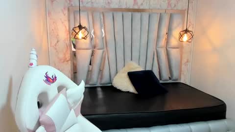 Snapshot of lorem_adams chatting on March 4, 11:29 am lorem_adams online show from March 4, 11:29 am