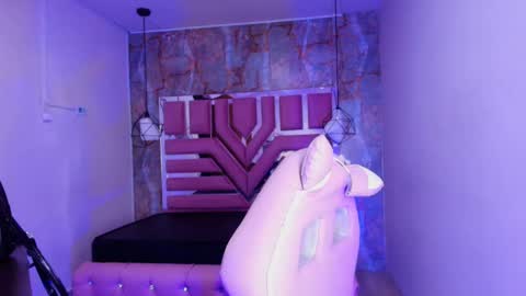 Snapshot of lorem_adams chatting on September 10, 11:10 am lorem_adams online show from September 10, 11:10 am