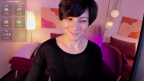 Snapshot of loren_daze chatting on November 21, 2:16 pm Loren online show from November 21, 2:16 pm