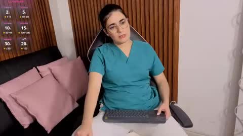 Loren online show from June 1, 2:35 am