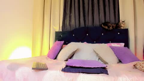 Snapshot of lorena_capelli_ chatting on December 5, 4:21 am lesly lorena online show from December 5, 4:21 am