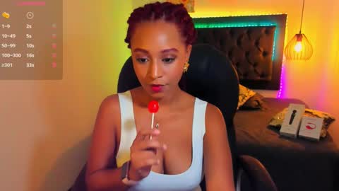 Snapshot of lorena_vieira_ chatting on December 11, 9:01 pm Lorena Vieira  online show from December 11, 9:01 pm