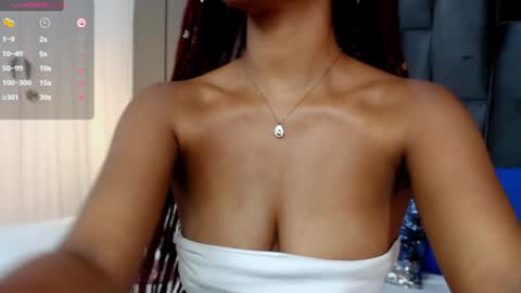 Snapshot of lorena_vieira_ chatting on December 27, 9:54 pm Lorena Vieira  online show from December 27, 9:54 pm