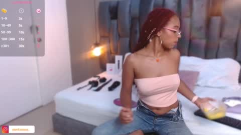 Snapshot of lorena_vieira_ chatting on December 30, 9:40 pm Lorena Vieira  online show from December 30, 9:40 pm