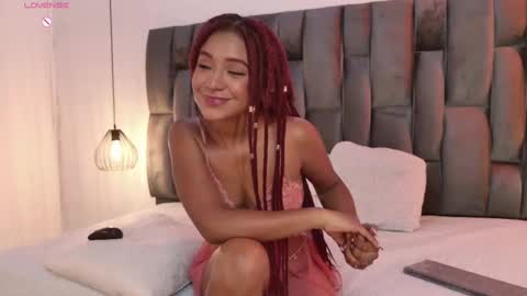 Snapshot of lorena_vieira_ chatting on September 13, 8:08 pm Lorena Vieira  online show from September 13, 8:08 pm