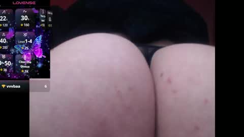 Snapshot of lorenitha_20 chatting on November 18, 5:39 pm lorenitha online show from November 18, 5:39 pm