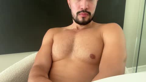 Lorenzo online show from November 27, 8:22 pm