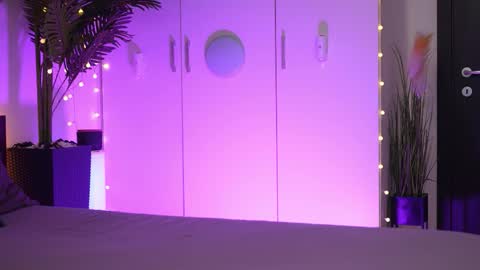 LoretteLorena online show from February 1, 7:56 pm