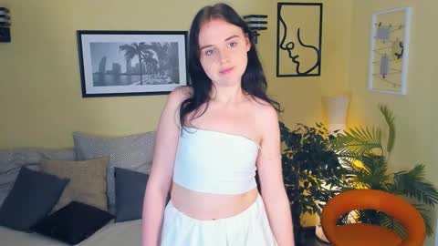 Lori online show from October 23, 7:40 am